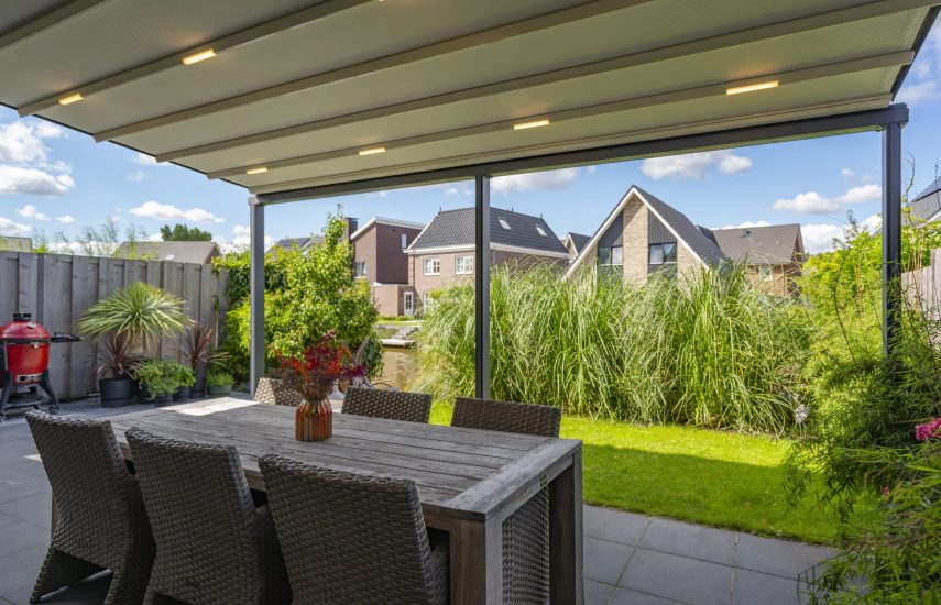 Aluminium Pergola PVC-Faltdach